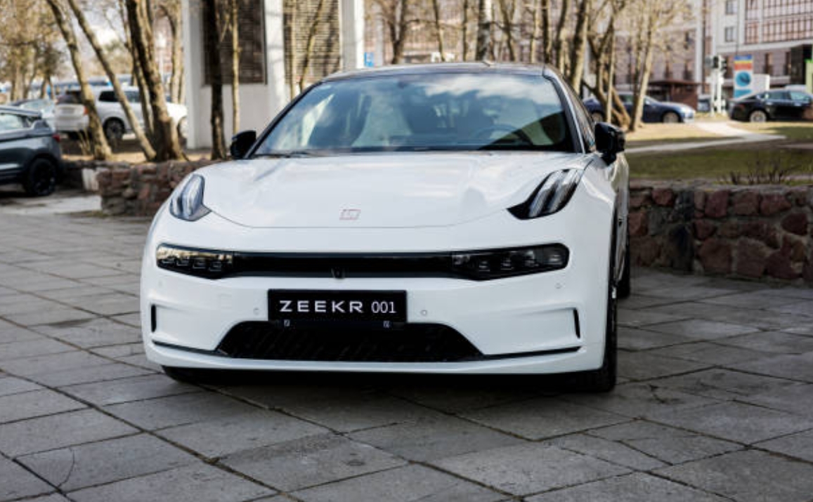 Zeekr 001